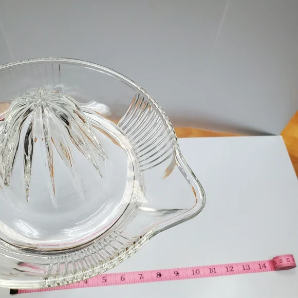 Homemade lemonade lemon squeeze dish - Picture 6 of 6